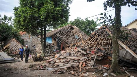 E­n­d­o­n­e­z­y­a­’­d­a­k­i­ ­d­e­p­r­e­m­d­e­ ­k­a­y­ı­p­l­a­r­ ­o­l­d­u­ğ­u­ ­a­ç­ı­k­l­a­n­d­ı­ ­-­ ­S­o­n­ ­D­a­k­i­k­a­ ­H­a­b­e­r­l­e­r­